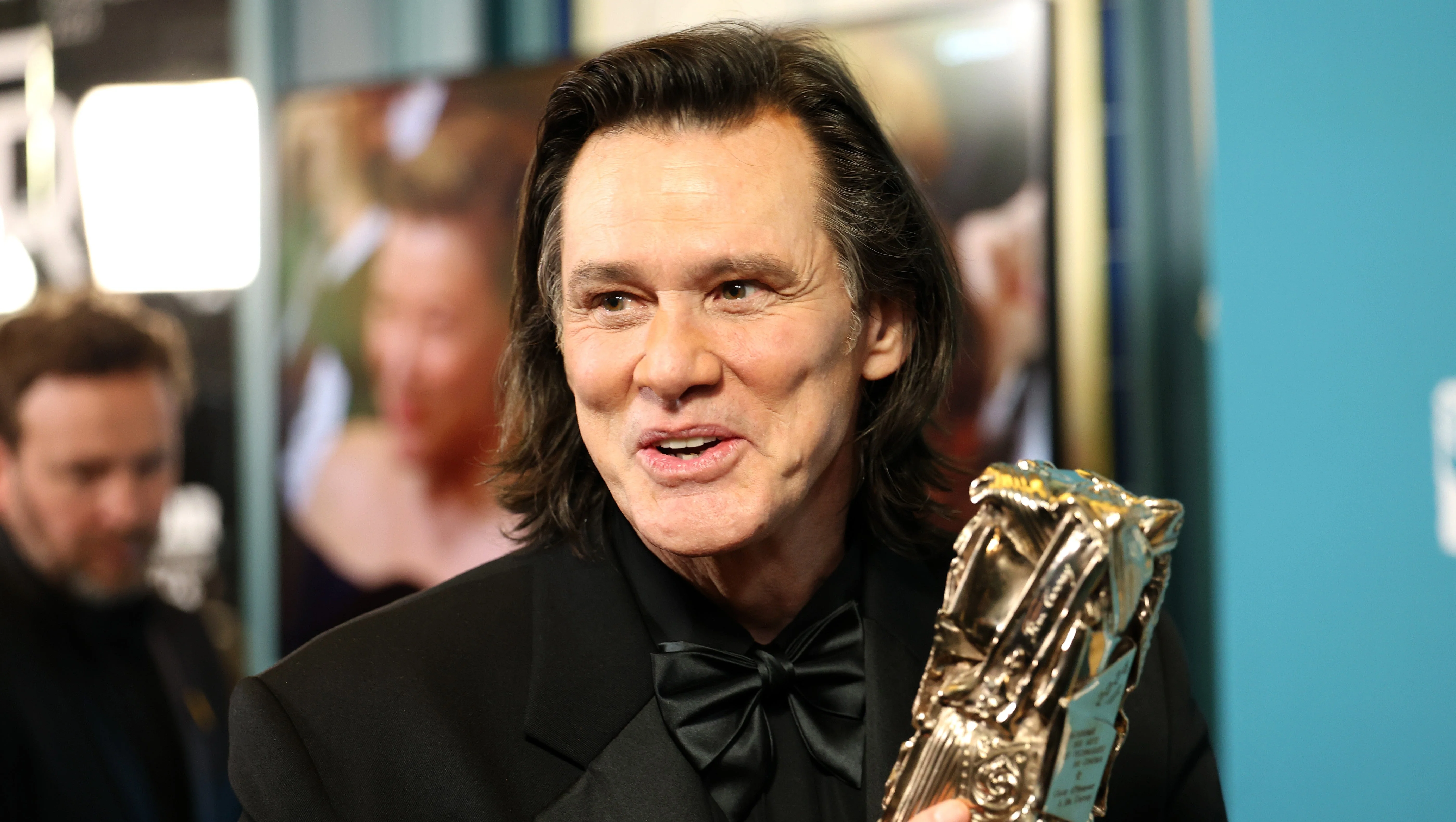 大乐透期号,专家推荐,恩比德缺席,BET365综合体育,综合体育,体育博彩,赛事投注,在线娱乐平台,体育资讯